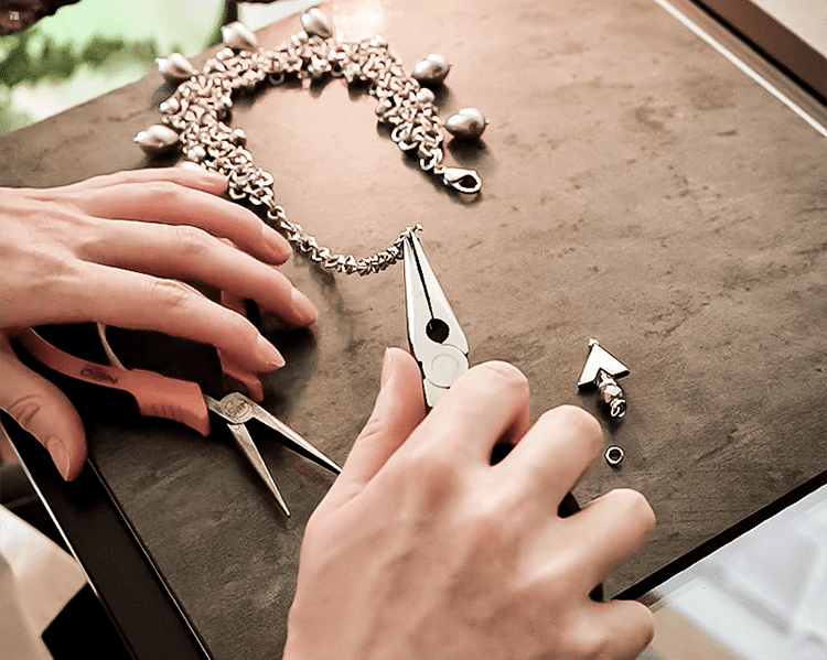 Premier Chain Soldering Repair Services Tools Feature Image